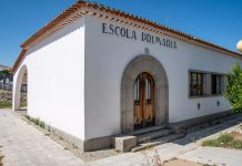 Évora: Escola Primária de Valverde com pavimento interior renovado